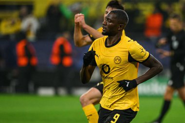 DORTMUND, GERMANY - 25 NOVEMBER, 2025: Serhou Guirassy - UEFA Şampiyonlar Ligi maçı Borussia Dortmund 'a karşı Signal Iduna Park' ta Villarreal CF.
