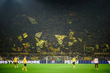 DORTMUND, GERMANY - 25 Kasım 2025: - UEFA Şampiyonlar Ligi maçı Borussia Dortmund, Signal Iduna Park 'ta Villarreal CF' e karşı.