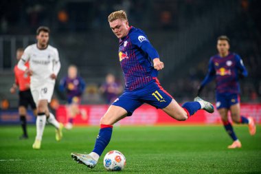 MOENCHENGLADBACH, ALMANY - 28 Kasım, 2025: Conrad Harder - 1. Bundesliga futbol maçı Borussia Moenchengladbach Borussia Park 'ta RB Leipzig' e karşı..