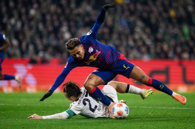 MOENCHENGLADBACH, ALMANY - 28 Kasım 2025: Antonio Nusa, Rocco Reitz - 1. Bundesliga futbol maçı Borussia Moenchengladbach Borussia Park 'ta RB Leipzig' e karşı..