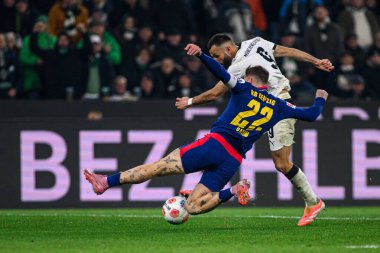MOENCHENGLADBACH, ALMANY - 28 Kasım 2025: Franck Honorat, David Raum - 1. Bundesliga futbol maçı Borussia Moenchengladbach Borussia Park 'ta RB Leipzig' e karşı..