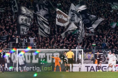 MOENCHENGLADBACH, GERMANY - 2 ARALIK 2025: - DFB Pokal, Almanya Kupası, Borussia - St.Pauli maçı Borussia Park.