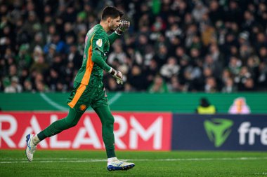 MOENCHENGLADBACH, GERMANY - 2 ARALIK 2025: Nikola Vasilj - DFB Pokal, Almanya Kupası, Borussia - St.Pauli maçı Borussia Park.