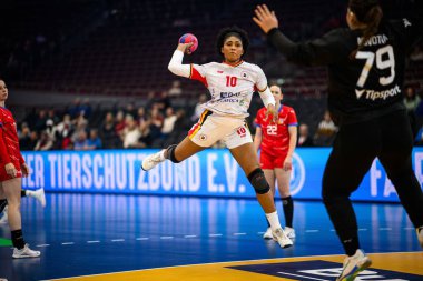 DORTMUND, Almanya - 3 Aralık 2025: Kassoma Albertina Da Cruz - Kadınlar Hentbol Dünya Şampiyonası 2025 Westfallenhalle 'de.