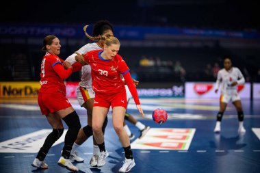 DORTMUND, Almanya - 3 Aralık 2025: Vavrova Veronika - Kadınlar Hentbol Dünya Şampiyonası 2025 Westfallenhalle 'de.