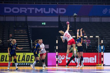 DORTMUND, GERMANY - 3 Aralık 2025: Reistad Henny Ella - Dünya Bayanlar Hentbol Şampiyonası 2025 Norveç 'e karşı Westfallenhalle' de.