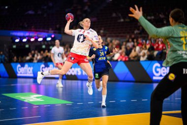 DORTMUND, GERMANY - 3 Aralık 2025: Kristiansen Veronica Egebakken - Dünya Bayanlar Hentbol Şampiyonası 2025 Norveç 'e karşı Westfallenhalle' de.