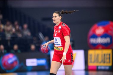 DORTMUND, GERMANY - 4 Aralık 2025: Emilija Laziç - Dünya Bayanlar Hentbol Şampiyonası 2025 Sırbistan, Westfallenhalle 'de Faroe Adaları' na karşı.