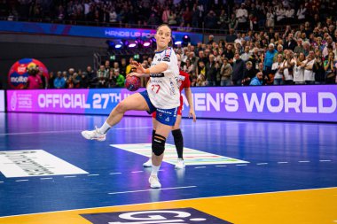 DORTMUND, GERMANY - 4 Aralık 2025: Jana Mittun - Dünya Bayanlar Hentbol Şampiyonası 2025 Sırbistan, Westfallenhalle 'de Faroe Adaları' na karşı.