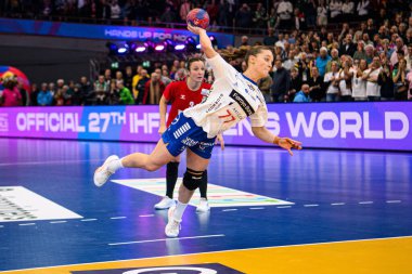 DORTMUND, GERMANY - 4 Aralık 2025: Jana Mittun - Dünya Bayanlar Hentbol Şampiyonası 2025 Sırbistan, Westfallenhalle 'de Faroe Adaları' na karşı.