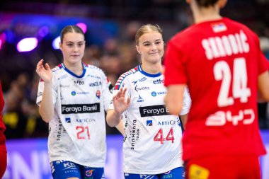 DORTMUND, Almanya - 4 Aralık 2025: Anna Elisabeth Halsdottir Weyhe - Dünya Bayanlar Hentbol Şampiyonası 2025 Sırbistan, Westfallenhalle 'de Faroe Adaları' na karşı.