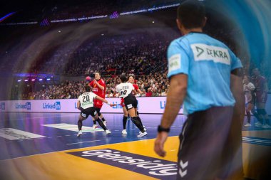 DORTMUND, GERMANY - 4 Aralık 2025 - Kadınlar Hentbol Dünya Şampiyonası 2025 Karadağ, Westfallenhalle 'de Almanya' ya karşı.