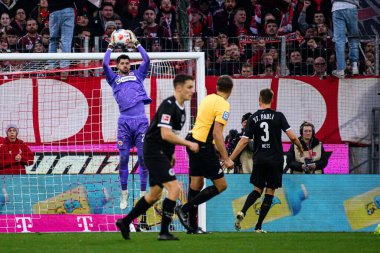 COLOGNE, GERMANY - 6 ARALIK, 2025: Nikola Vasilj - 1.FC Koeln-St. Pauli futbol maçı Rhein Enerji Stadyumu 'nda.