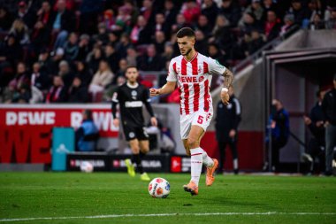 COLOGNE, GERMANY - 6 Aralık 2025: Tom Krauss - Bundesliga 1.FC Koeln-St. Pauli maçı Rhein Enerji Stadyumu 'nda.