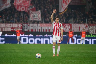 COLOGNE, GERMANY - 6 Aralık 2025: Jakub Kaminski - 1.FC Koeln-St. Pauli maçı Rhein Enerji Stadyumu 'nda.