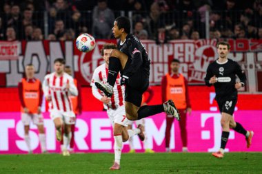 KOLOGNE, GERMANY - 6 ARALIK, 2025: Joel Chima Fujita - 1.FC Koeln-St. Pauli futbol maçı Rhein Enerji Stadyumu 'nda.