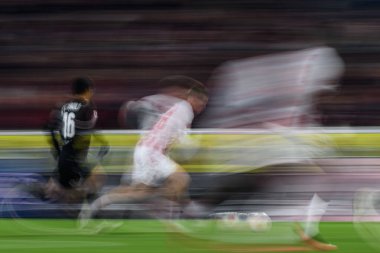 COLOGNE, GERMANY - 6 ARALIK, 2025: 1.FC Koeln-St. Pauli maçı Rhein Enerji Stadyumu 'nda.