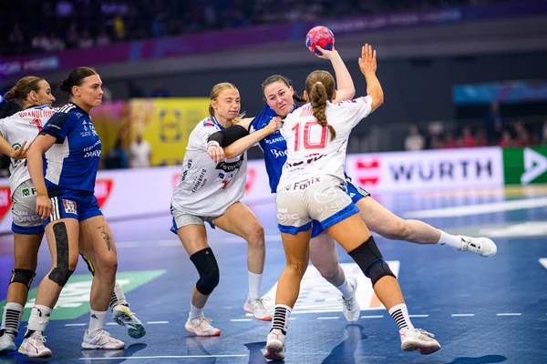 DORTMUND, Almanya - 6 ARALIK 2025 Kadınlar Hentbol Dünya Şampiyonası 2025 Faroe Adası - Westfallenhalle Adası.