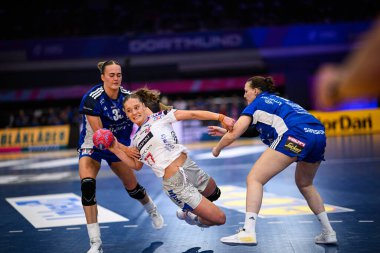 DORTMUND, GERMANY - 6 Aralık 2025: Jana Mittun - Kadınlar Hentbol Dünya Şampiyonası 2025 Faroe Adası - Westfallenhalle Adası.