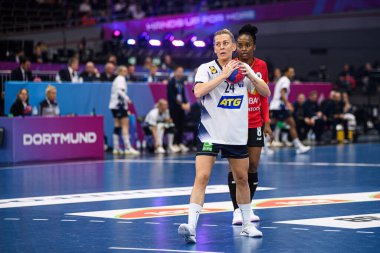 DORTMUND, GERMANY - 7 Aralık 2025: Hagman Nathalie - Kadınlar Hentbol Dünya Şampiyonası 2025 Angola, Westfallenhalle 'de İsveç' e karşı.