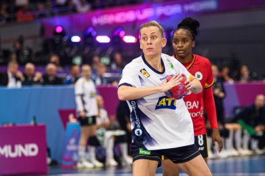 DORTMUND, GERMANY - 7 Aralık 2025: Hagman Nathalie - Kadınlar Hentbol Dünya Şampiyonası 2025 Angola, Westfallenhalle 'de İsveç' e karşı.