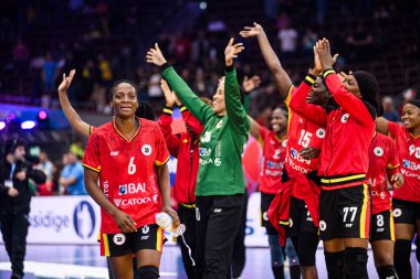 DORTMUND, GERMANY - 7 Aralık 2025: Machado Juliana Jose, Angola Takımı, Dünya Bayanlar Hentbol Şampiyonası - 2025 Angola, Westfallenhalle 'de İsveç' e karşı.