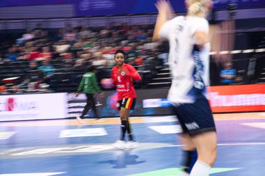 DORTMUND, GERMANY - 7 Aralık 2025: Paulo Helena Gilda Simao - Dünya Kadınlar Hentbol Şampiyonası 2025 Angola - Westfallenhalle 'de İsveç' e karşı.