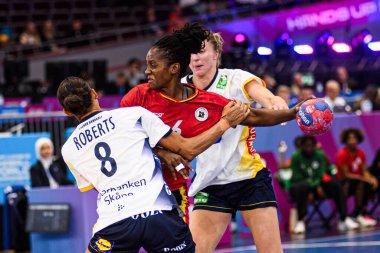 DORTMUND, GERMANY - 7 Aralık 2025: Paulo Helena Gilda Simao - Dünya Kadınlar Hentbol Şampiyonası 2025 Angola - Westfallenhalle 'de İsveç' e karşı.