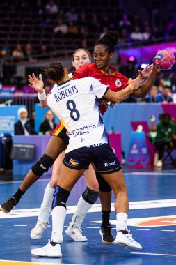 DORTMUND, GERMANY - 7 Aralık 2025: Paulo Helena Gilda Simao - Dünya Kadınlar Hentbol Şampiyonası 2025 Angola - Westfallenhalle 'de İsveç' e karşı.