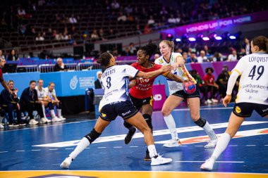 DORTMUND, GERMANY - 7 Aralık 2025: Paulo Helena Gilda Simao - Dünya Kadınlar Hentbol Şampiyonası 2025 Angola - Westfallenhalle 'de İsveç' e karşı.