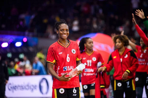 DORTMUND, GERMANY - 7 Aralık 2025: Machado Juliana Jose, Angola Takımı, Dünya Bayanlar Hentbol Şampiyonası - 2025 Angola, Westfallenhalle 'de İsveç' e karşı.