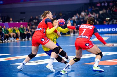 DORTMUND, GERMANY - 7 Aralık 2025: Guarieiro Giulia - Dünya Bayanlar Hentbol Şampiyonası 2025 Norveç - Brezilya - Westfallenhalle.