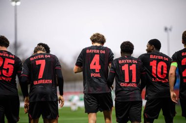 LEVERKUSEN, GERMANY - 10 ARALIK, 2025: Ferdinand Pohl, gol - UEFA Gençlik Ligi Bayer 04 Leverkusen-Newcastle United maçında Bayena United.