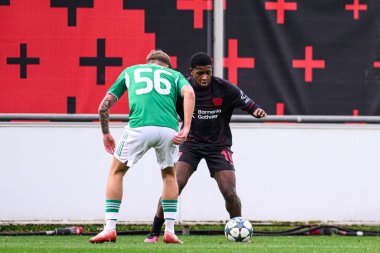 LEVERKUSEN, GERMANY - 10 ARALIK, 2025: Jeremiah Mensah - UEFA Gençlik Ligi Bayer 04 Leverkusen - Bayena United Newcastle maçı.