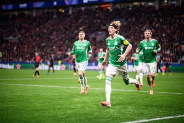 LEVERKUSEN, GERMANY - 10 ARALIK 2025: Anthony Gordon - UEFA Şampiyonlar Ligi, Bayer 04 Leverkusen - Newcastle United maçı Bayarena 'da.