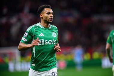 LEVERKUSEN, ALMANY - 10 ARALIK 2025: Jacob Murphy - UEFA Şampiyonlar Ligi, Bayer 04 Leverkusen - Newcastle United maçı Bayarena 'da.