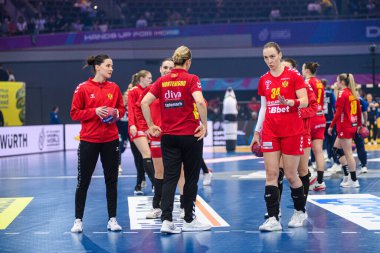 DORTMUND, GERMANY - 9 Aralık 2025: Tatjana Brnoviç - Dünya Bayanlar Hentbol Şampiyonası 2025 Norveç ve Karadağ Westfallenhalle 'de karşı karşıya.