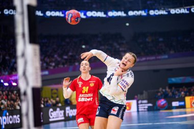 DORTMUND, GERMANY - 9 Aralık 2025: Aardahl Maren Nyland - Dünya Bayanlar Hentbol Şampiyonası 2025 Norveç ve Karadağ Westfallenhalle.