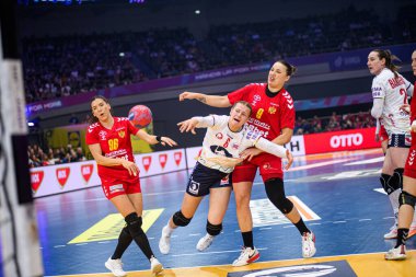 DORTMUND, GERMANY - 9 Aralık 2025: Aardahl Maren Nyland - Dünya Bayanlar Hentbol Şampiyonası 2025 Norveç ve Karadağ Westfallenhalle.