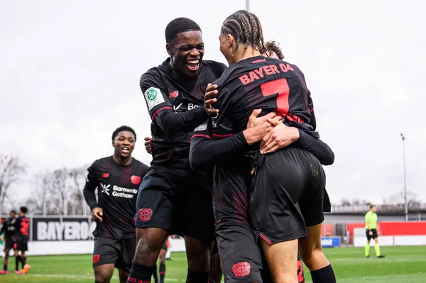 LEVERKUSEN, GERMANY - 10 ARALIK, 2025: gol, Montrell Culbreath - UEFA Gençlik Ligi Bayer 04 Leverkusen - Bayena United Newcastle maçı.