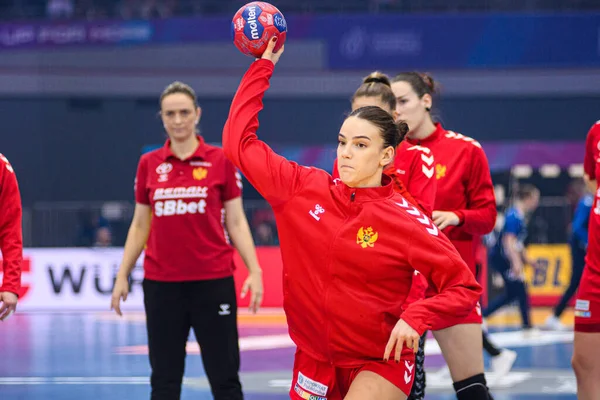 DORTMUND, GERMANY - 9 ARALIK, 2025 Kadınlar Hentbol Dünya Şampiyonası 2025 Almanya, Westfallenhalle 'de Brezilya' ya karşı.