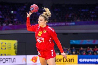 DORTMUND, GERMANY - 9 Aralık 2025: Matea Pletikosiç - Dünya Bayanlar Hentbol Şampiyonası 2025 Norveç ve Karadağ Westfallenhalle 'de karşı karşıya.