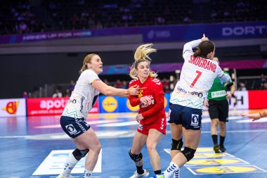 DORTMUND, GERMANY - 9 Aralık 2025: Matea Pletikosiç - Dünya Bayanlar Hentbol Şampiyonası 2025 Norveç ve Karadağ Westfallenhalle 'de karşı karşıya.