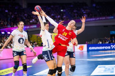 DORTMUND, GERMANY - 9 Aralık 2025: Tatjana Brnoviç - Dünya Bayanlar Hentbol Şampiyonası 2025 Norveç ve Karadağ Westfallenhalle 'de karşı karşıya.