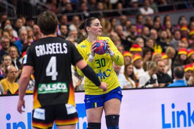 DORTMUND, GERMANY - 9 Aralık 2025: Clausson Bitolo Gabriela - Dünya Bayanlar Hentbol Şampiyonası 2025 Almanya - Westfallenhalle 'de Brezilya' ya karşı.