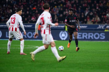 LEVERKUSEN, GERMANY - 13 ARALIK, 2025: Edmond Tapsoba - Bundesliga maçı Bayer 04 Leverkusen ile Bayena 1.FC Koeln maçında.