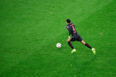 LEVERKUSEN, GERMANY - 13 ARALIK 2025: Jarell Quansah - Bundesliga maçı Bayer 04 Leverkusen 'e karşı Bayena' da 1.FC Koeln.