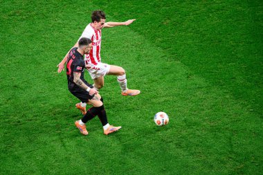 LEVERKUSEN, GERMANY - 13 Aralık 2025: Jakub Kaminski, Aleix Garcia - Bundesliga maçı Bayer 04 Leverkusen - Bayena 'da 1.FC Koeln' e karşı.