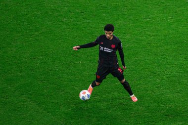 LEVERKUSEN, GERMANY - 13 ARALIK 2025: Malik Tillman - Bundesliga maçı Bayer 04 Leverkusen 1.FC Koeln 'e karşı Bayarena' da.