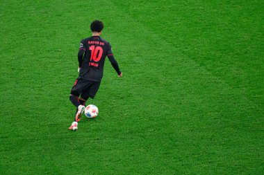 LEVERKUSEN, GERMANY - 13 ARALIK 2025: Malik Tillman - Bundesliga maçı Bayer 04 Leverkusen 1.FC Koeln 'e karşı Bayarena' da.